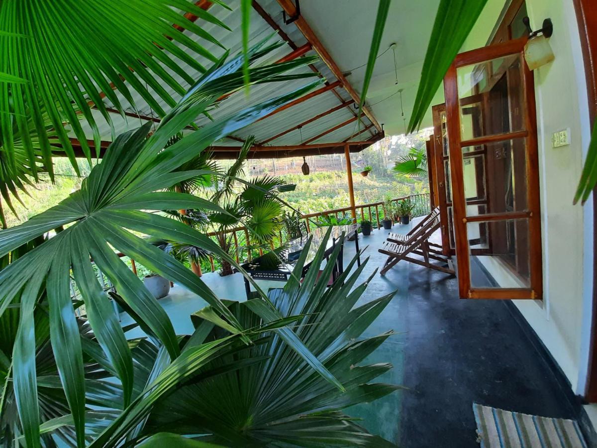 Serenity Homestay Ella Bagian luar foto